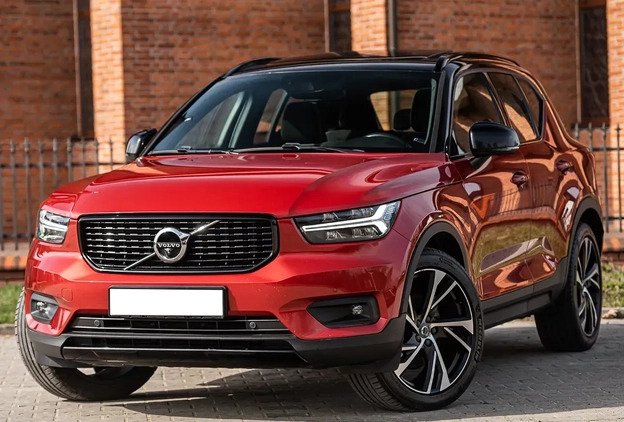 Volvo XC 40 cena 114600 przebieg: 150000, rok produkcji 2018 z Piotrków Trybunalski małe 631